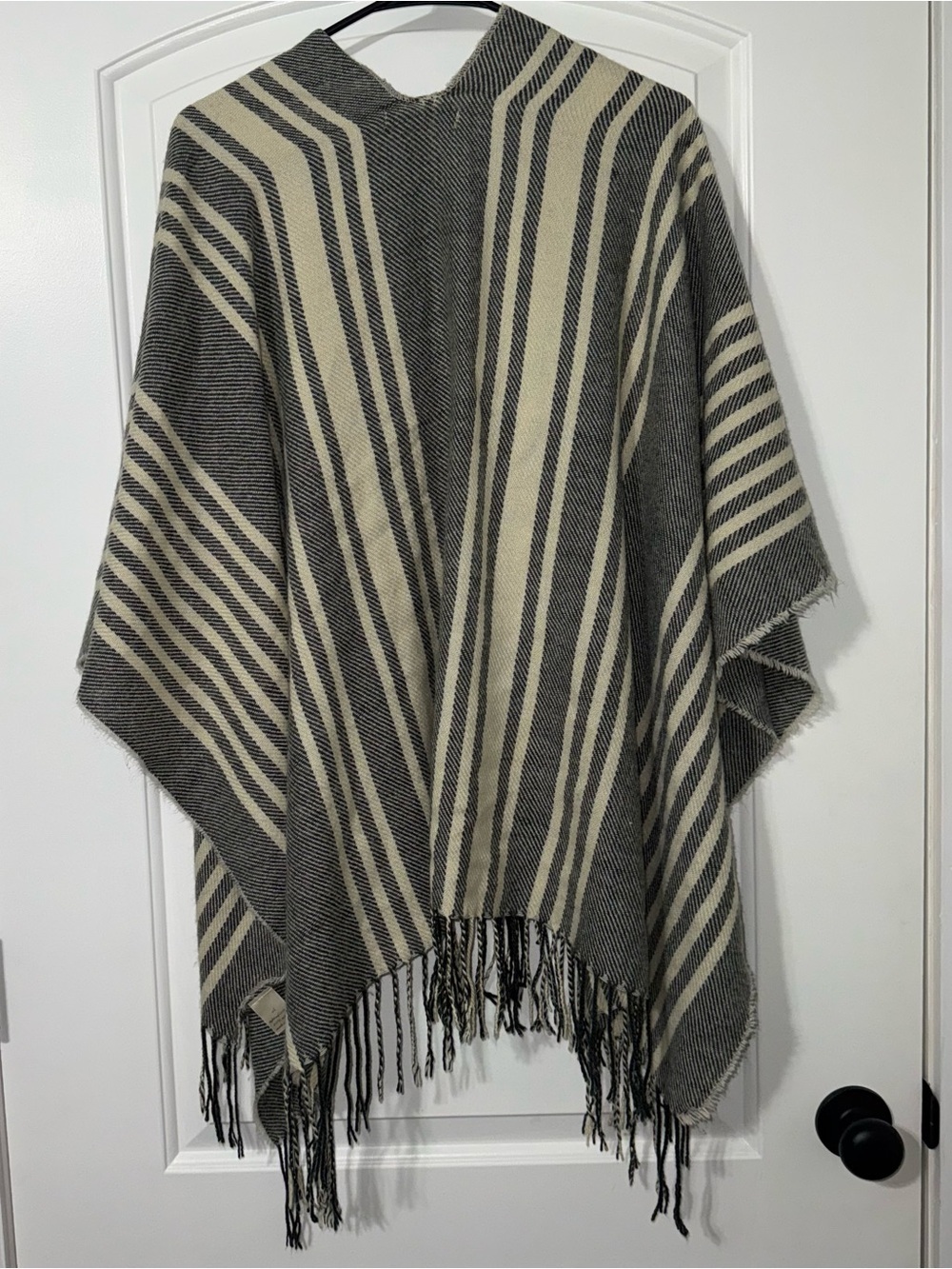 Francesca’s Beanie And Fringe Poncho Bundle - Picture 3 of 5